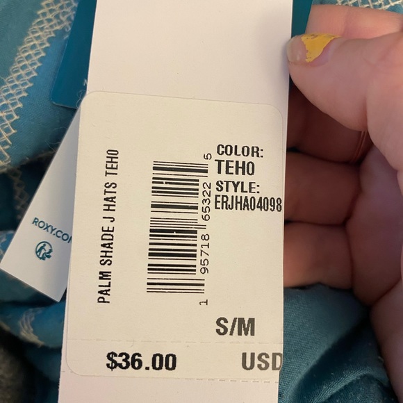 COPY - Reversible Roxy plaid fuzzy bucket hat - Picture 7 of 8